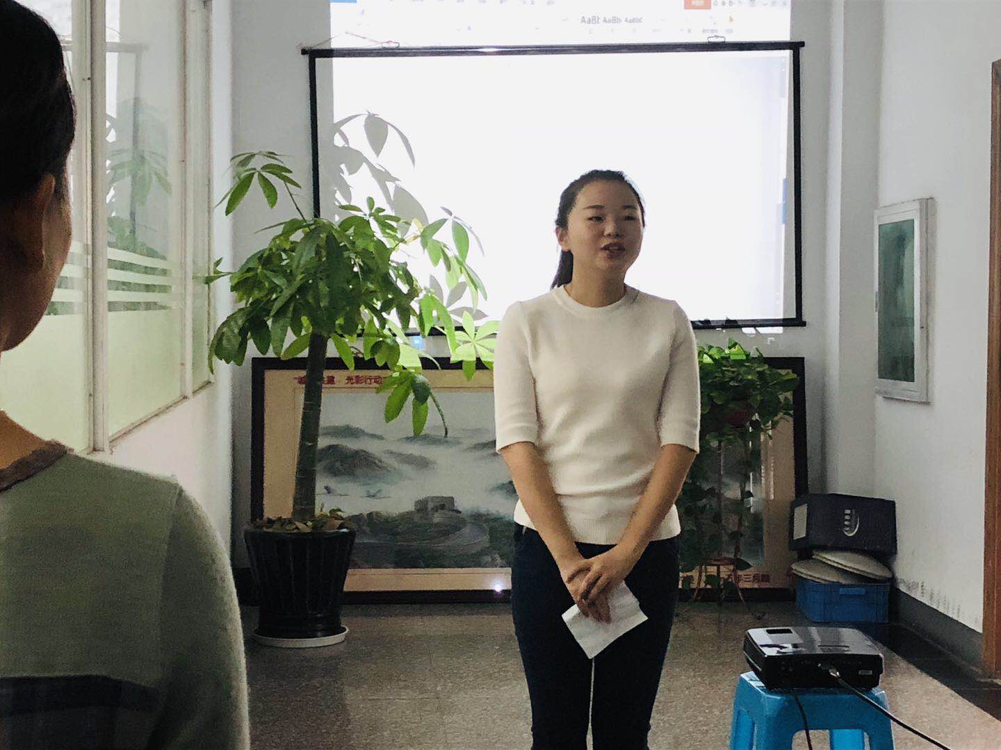 塑料托盤廠家每周早會，以飽滿的精神開單！